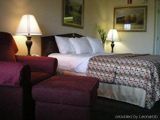 Baymont By Wyndham Greenville Pokój zdjęcie